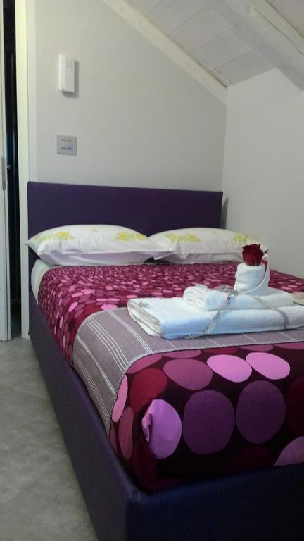 Apartamento Mansarda Palatina Turín Exterior foto